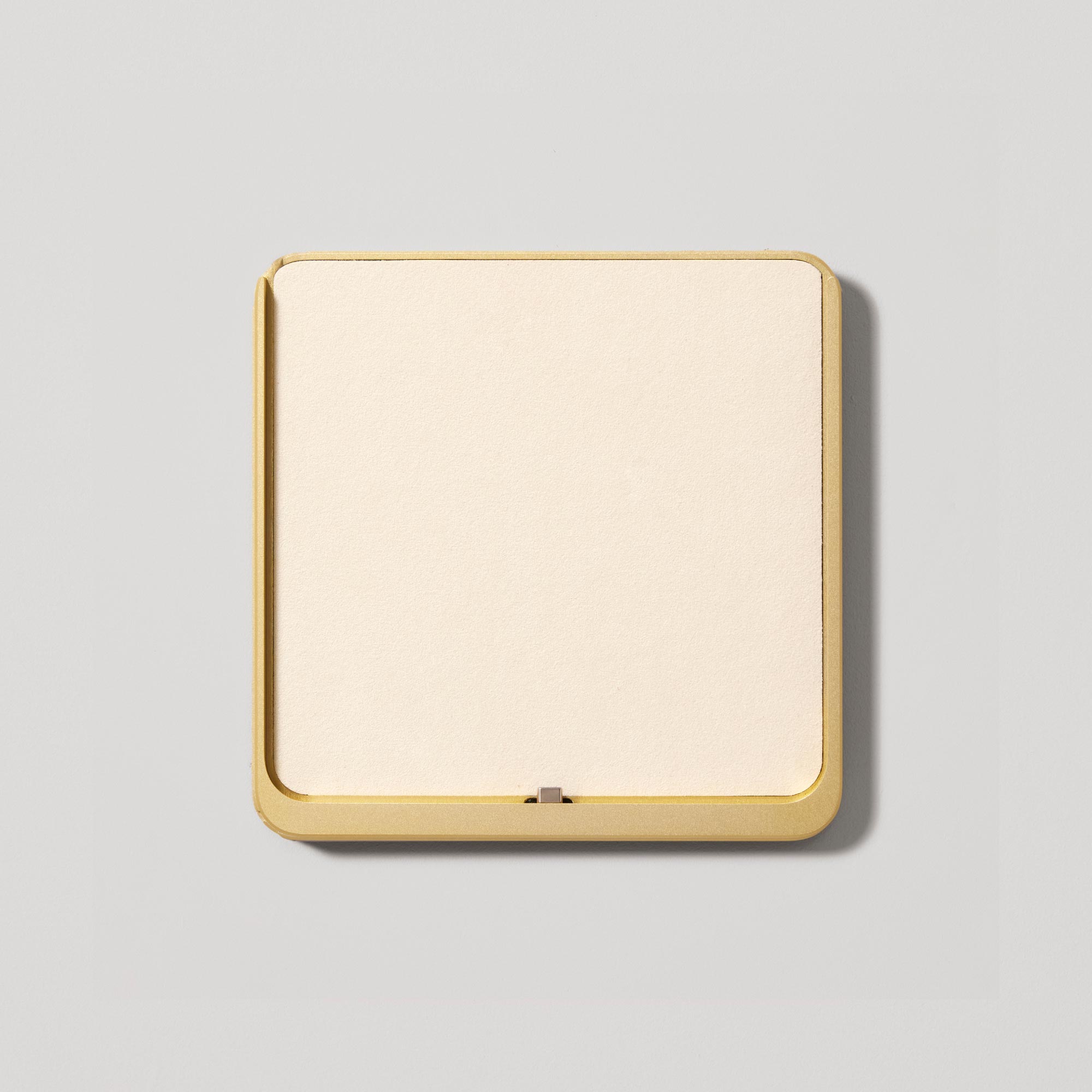 Dame Wall Home 2.0 for iPad 10.9"