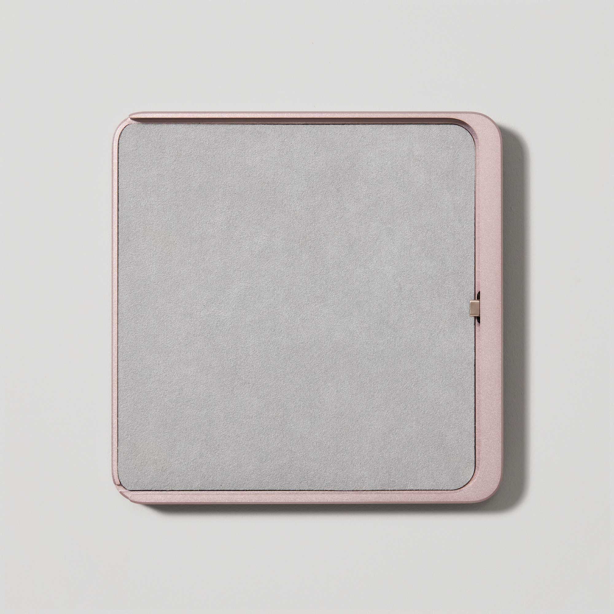 Dame Wall Home 2.0 for iPad Pro 13" (2024)