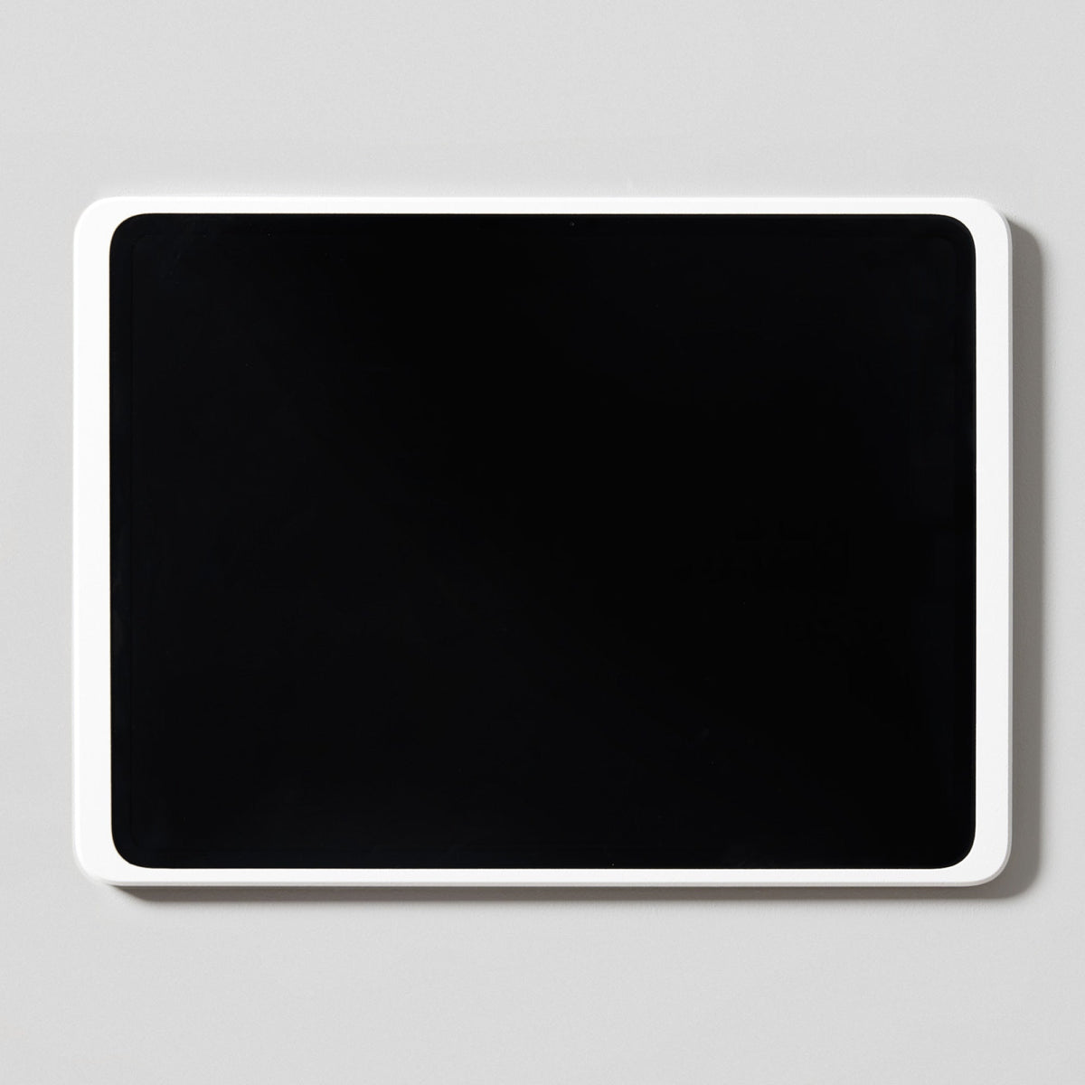 Displine Dame Wall 2.0 for iPad Pro 13″ (2024)