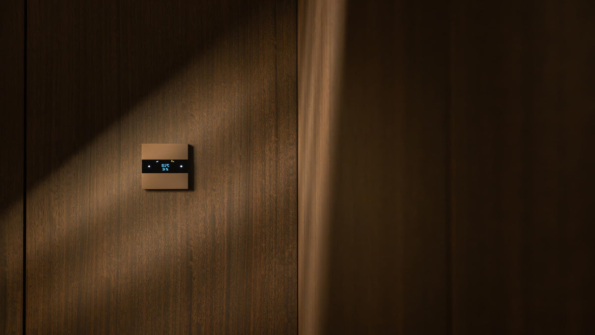 Basalte Deseo KNX Room Controller & Thermostat